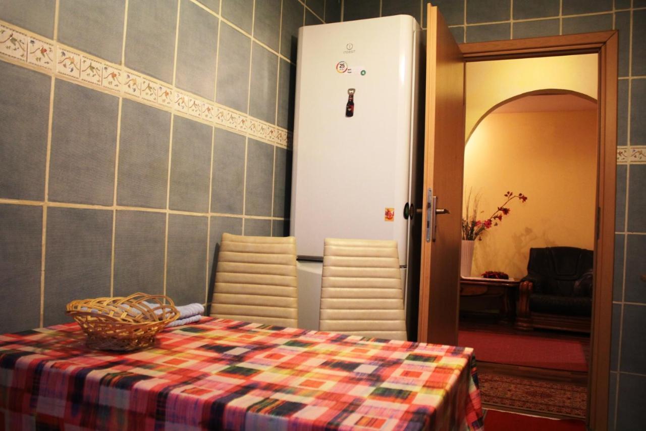 Vitan Modern Apartment, Sleeps 4 Bucarest Esterno foto
