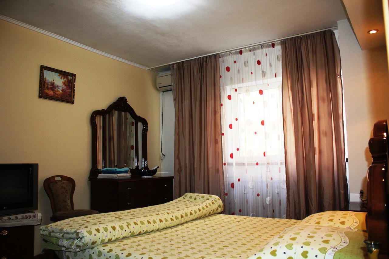 Vitan Modern Apartment, Sleeps 4 Bucarest Esterno foto