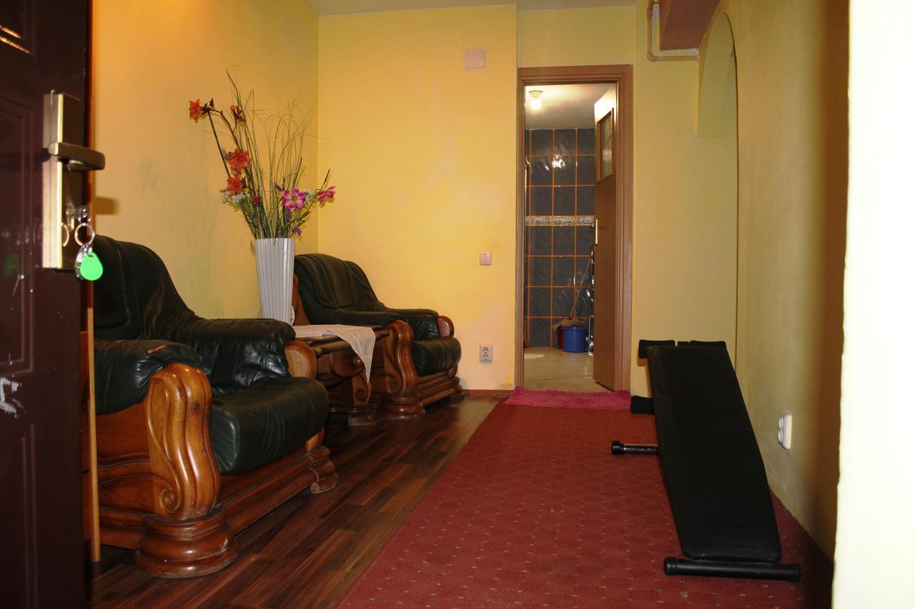 Vitan Modern Apartment, Sleeps 4 Bucarest Esterno foto